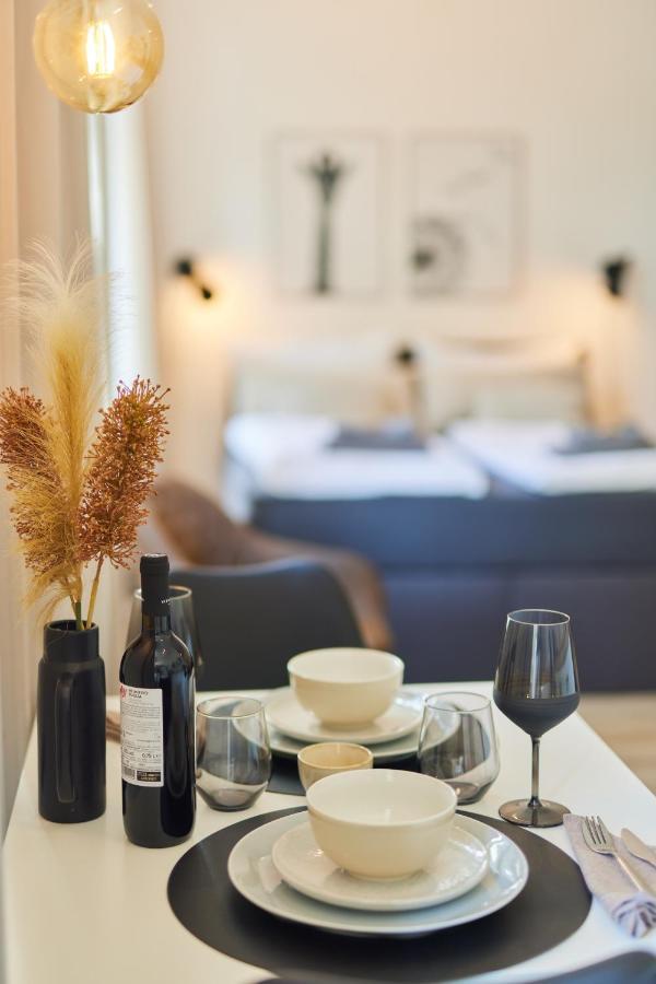 Studio3 Zentral Und Ruhig Mit Parkplatz, 5 Min Z Bali-T Und Gop, Boxspringbett Bad Oeynhausen Kültér fotó