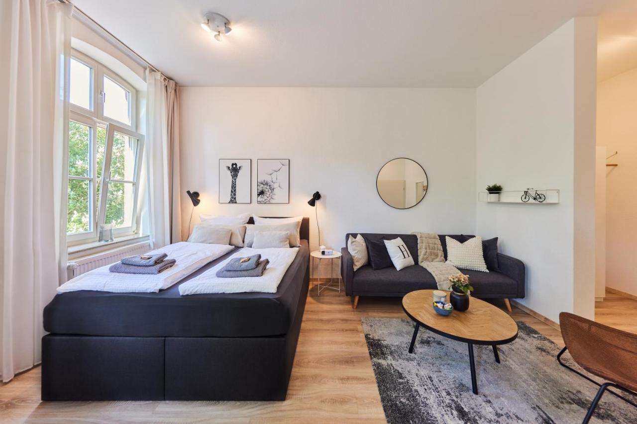 Studio3 Zentral Und Ruhig Mit Parkplatz, 5 Min Z Bali-T Und Gop, Boxspringbett Bad Oeynhausen Kültér fotó