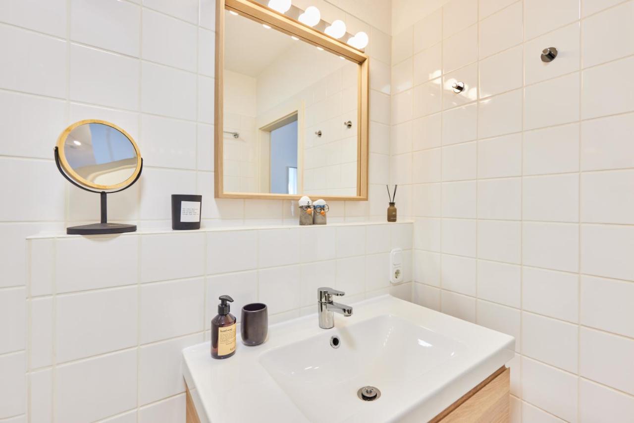 Studio3 Zentral Und Ruhig Mit Parkplatz, 5 Min Z Bali-T Und Gop, Boxspringbett Bad Oeynhausen Kültér fotó