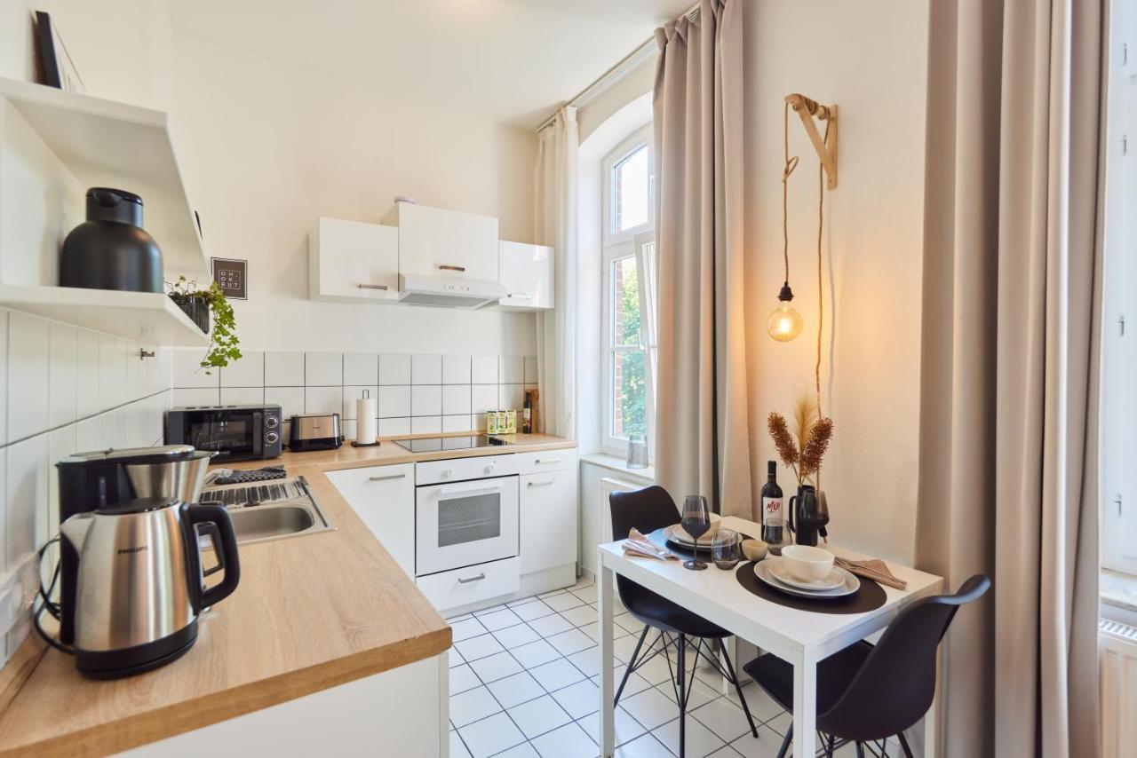 Studio3 Zentral Und Ruhig Mit Parkplatz, 5 Min Z Bali-T Und Gop, Boxspringbett Bad Oeynhausen Kültér fotó