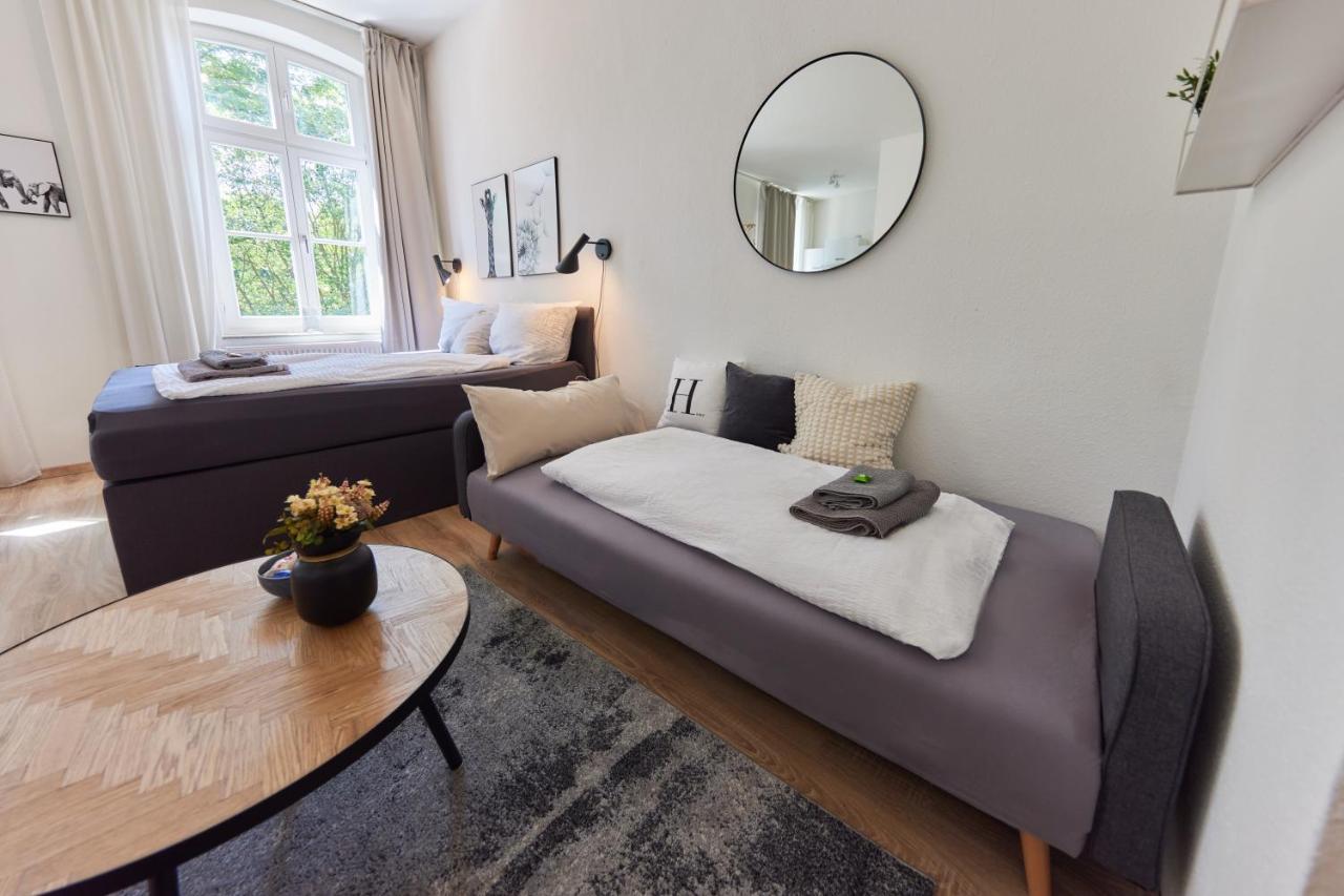 Studio3 Zentral Und Ruhig Mit Parkplatz, 5 Min Z Bali-T Und Gop, Boxspringbett Bad Oeynhausen Kültér fotó