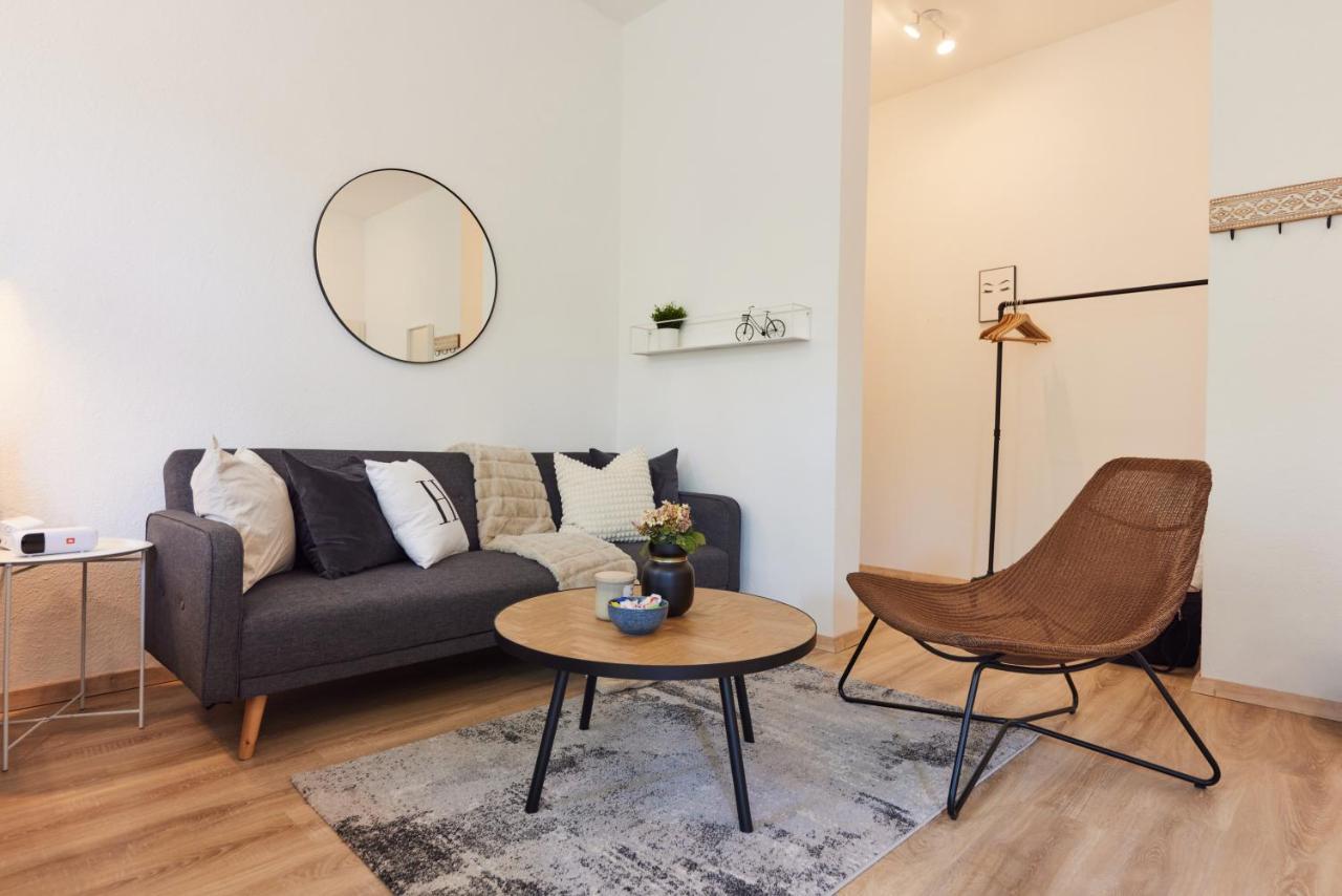 Studio3 Zentral Und Ruhig Mit Parkplatz, 5 Min Z Bali-T Und Gop, Boxspringbett Bad Oeynhausen Kültér fotó
