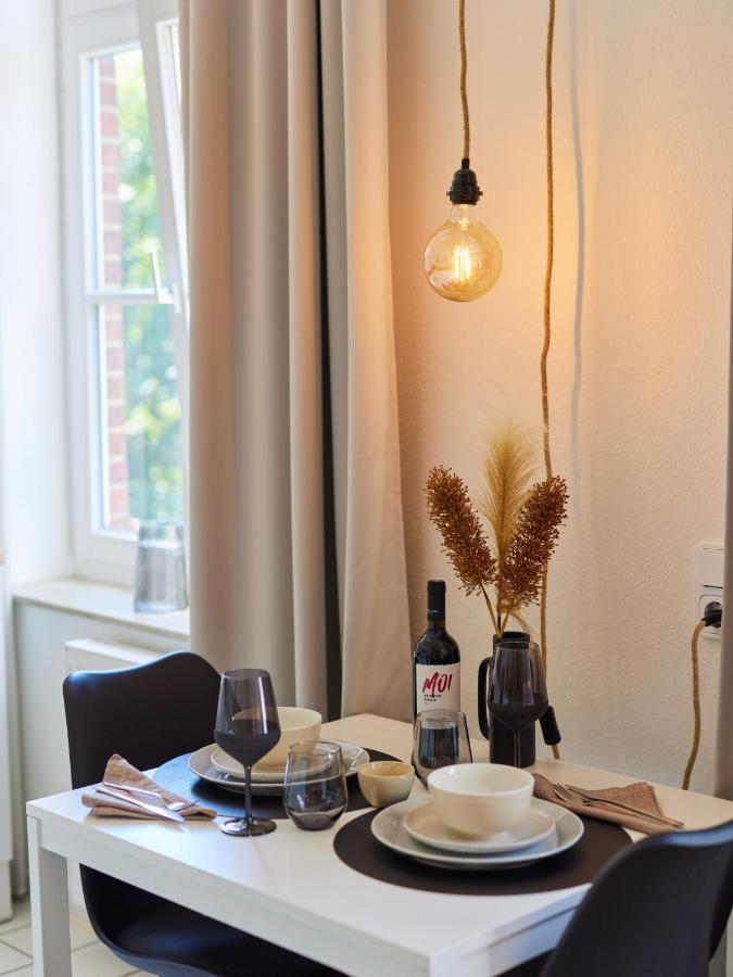 Studio3 Zentral Und Ruhig Mit Parkplatz, 5 Min Z Bali-T Und Gop, Boxspringbett Bad Oeynhausen Kültér fotó