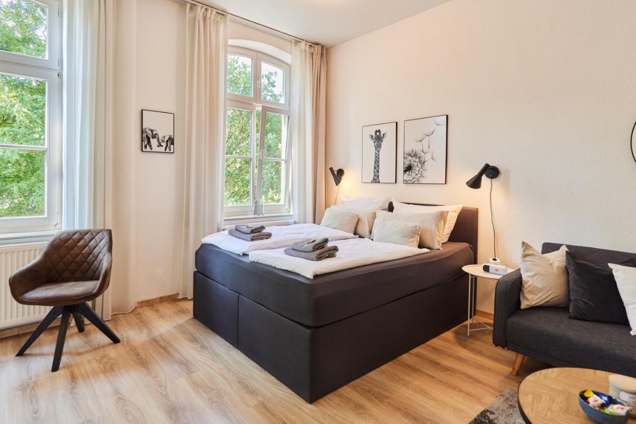 Studio3 Zentral Und Ruhig Mit Parkplatz, 5 Min Z Bali-T Und Gop, Boxspringbett Bad Oeynhausen Kültér fotó